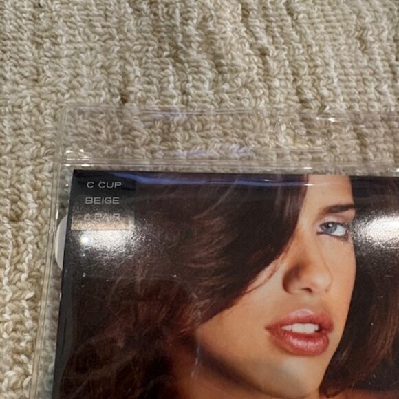 Bare Attitude Minimal Coverage - Picture 2 of 4